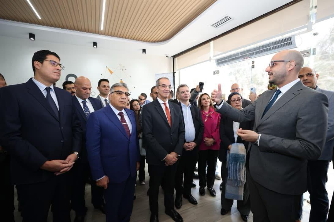 Minister of ICT Dr. Amr Talaat, ITIDA CEO Eng. Ahmed El Zaher, and Governor Tarek Marzouk inspecting the Saudi qTech digital ser